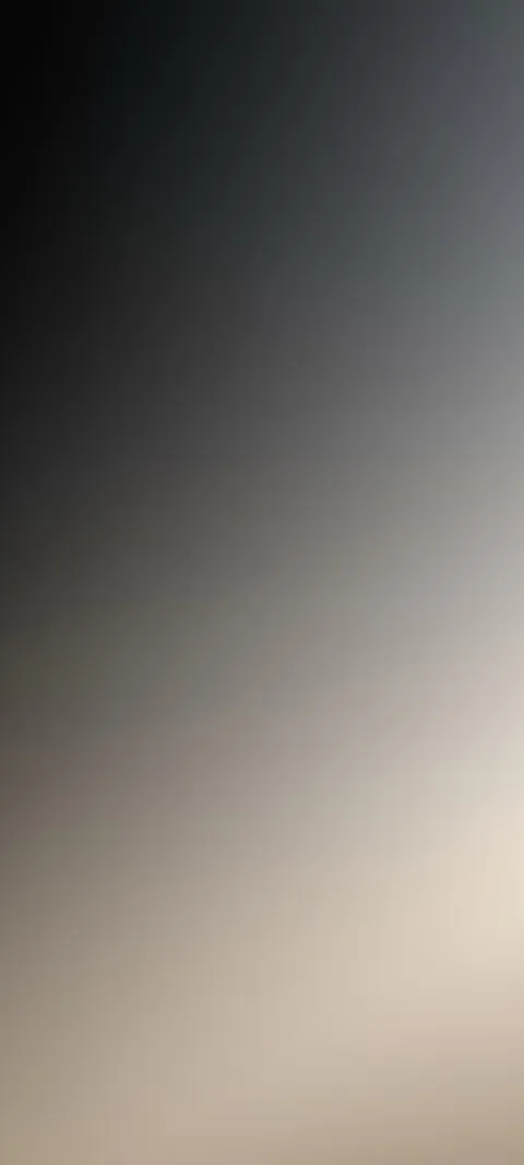 Soft Fade — Gradient wallpaper for iPhone and Android by ScreenLux